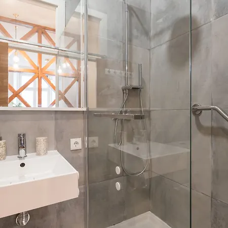 Modern Baixa By Lu Holidays Apartment *